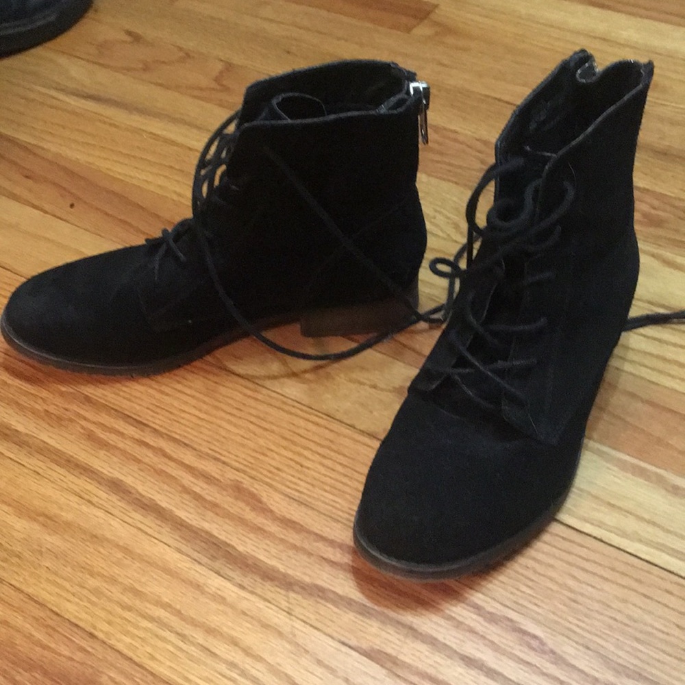 Steve Madden black suede boots